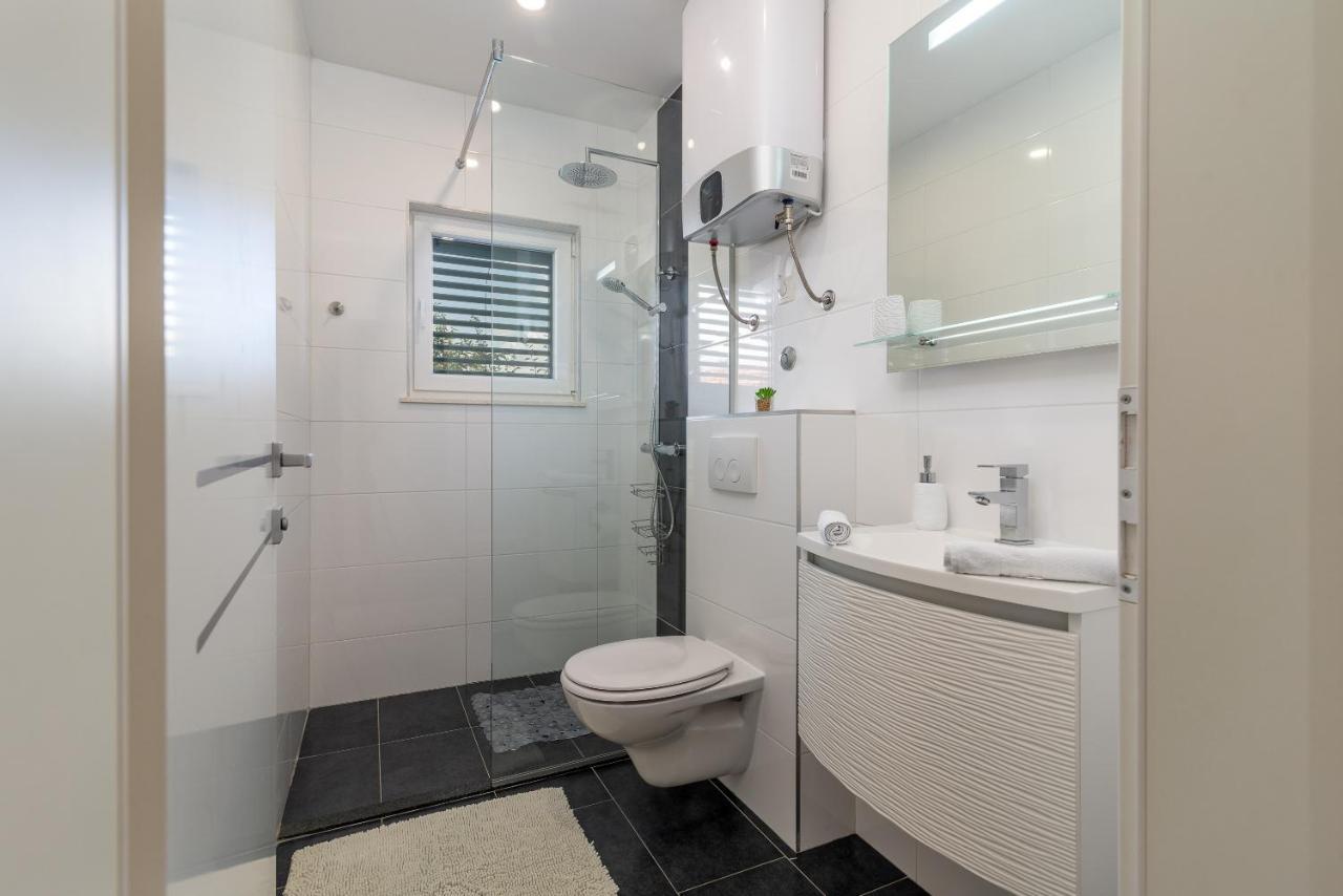 Apartment Ela トロギール エクステリア 写真